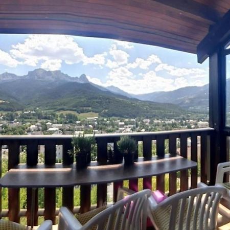 Appartement Chaleureux. Barcelonnette Kültér fotó