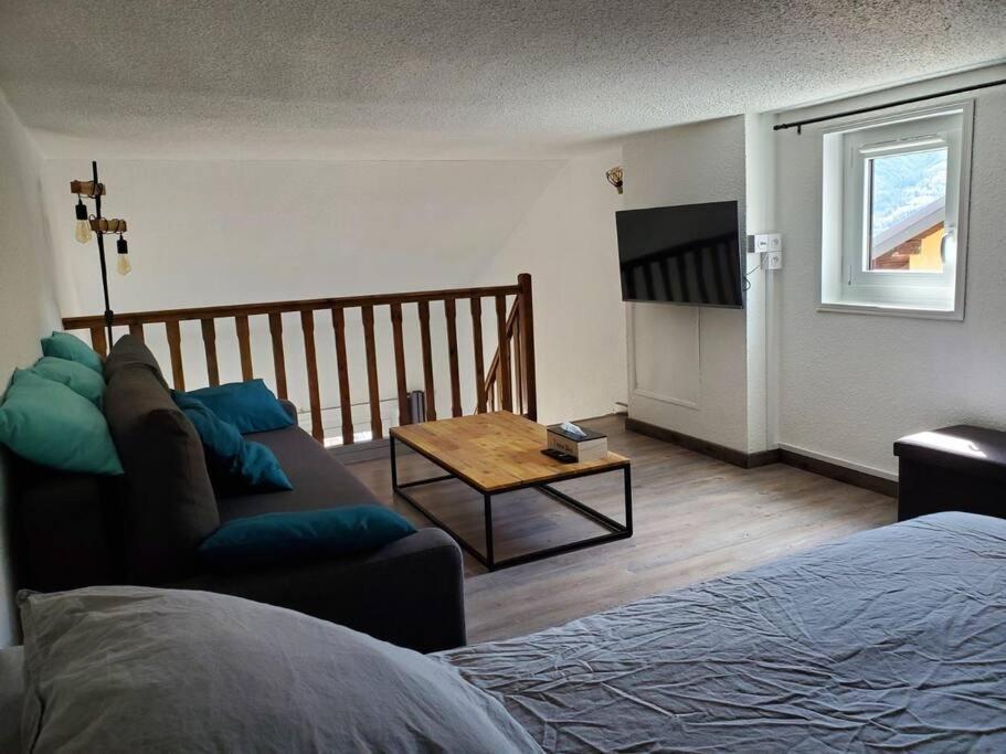Appartement Chaleureux. Barcelonnette Kültér fotó